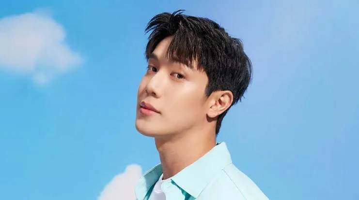 Sapol Assawamunkong Bio: Parents, Instagram, Height, Movies, Age, Ethnicity, Net Worth