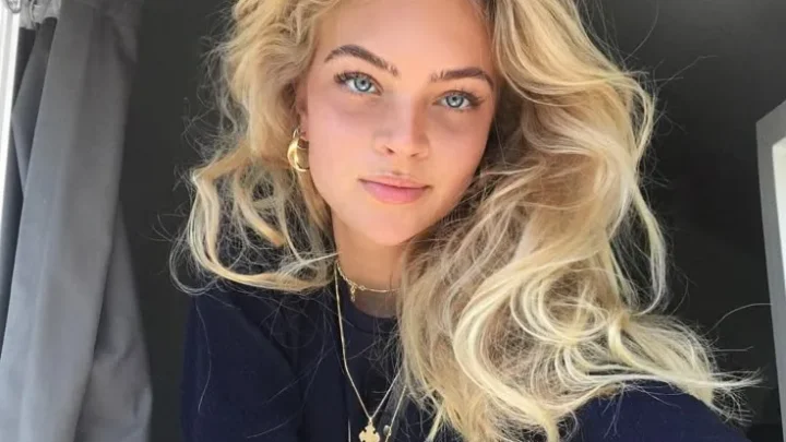 Emilia Silberg Bio: Age, Net Worth, Height, Parents, Career, Siblings, Boyfriend, Instagram