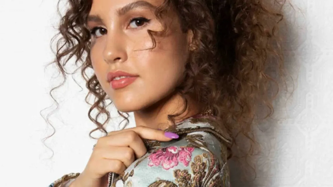 Sarah Silva Biography: Awards, Songs, Ethnicity, Parents, Instagram, Net Worth, Religion, Height