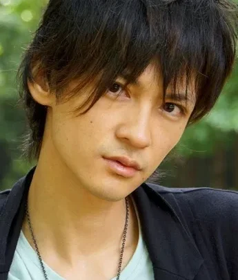 Yuta Takahashi Biography: Books, Awards, Movies & TV Shows, Net Worth, Height, Age, Wife, Instagram