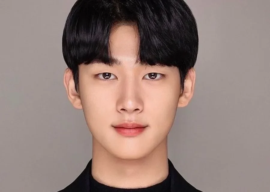 Hong Min-gi Biography: Instagram, Age, Girlfriend, Net Worth, Height, Movies & TV Shows, Ethnicity