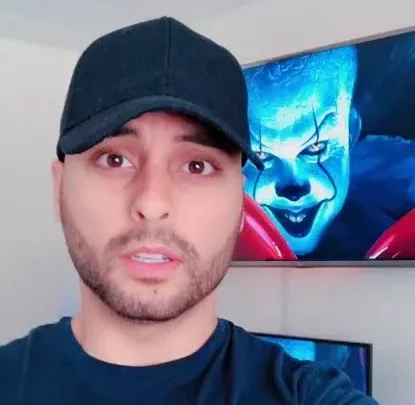 Moe Othman Biography: Age, Net Worth, Height, Parents, Siblings, Career, Wife, YouTube