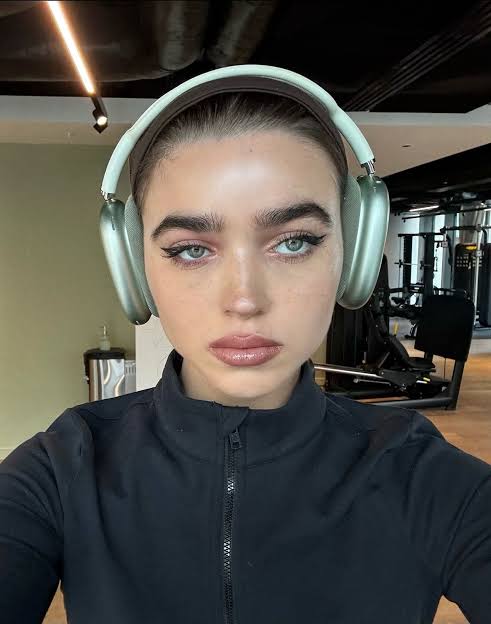 Brooke Blewitt Biography: TikTok, Ethnicity, Age, Net Worth, Viral Videos, Net Worth, Instagram