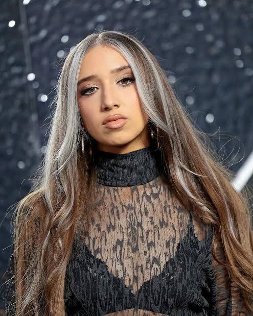 Isabel LaRosa Biography: Songs, Net Worth, Age, Height, Album, Ethnicity, Parents, Net Worth