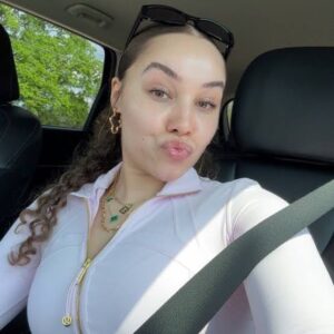 Chloe Yazmean