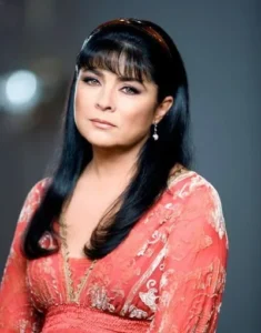 Victoria Ruffo