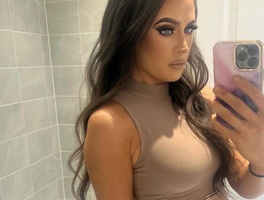 Holly Sheeran Biography: Parents, Instagram, Height, Age, Sister, YouTube, Net Worth, Religion