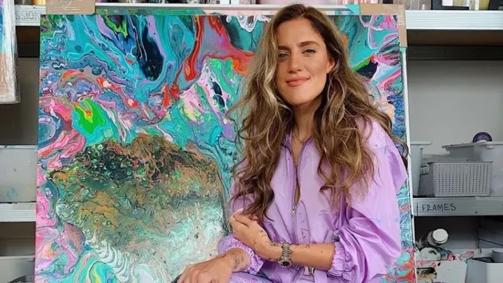 Sophie Tea Biography: Ethnicity, Art Works, Age, Height, Net Worth, Awards, Parents, Religion, Height