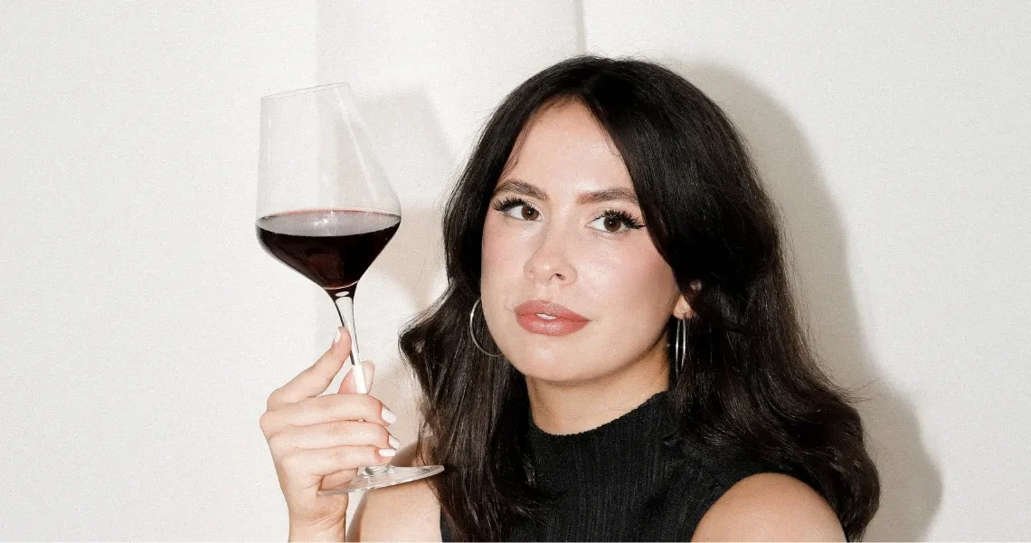 Hannah Crosbie Biography: Husband, Ethnicity, Books, Age, Height, Awards, Net Worth, Religion