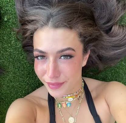 Victoria Paris Biography: Ethnicity, Boyfriend, Age, Instagram, Height, Net Worth, Siblings