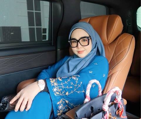 Farhana Zahra Biography: Net Worth, Daughter, Age, Business, Husband, Parents, Height