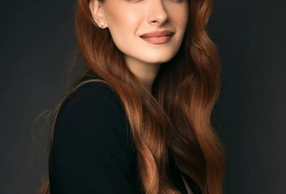 Cecilia de la Cueva Biography: Age, Height, Net Worth, Parents, Wicked, Career, Husband