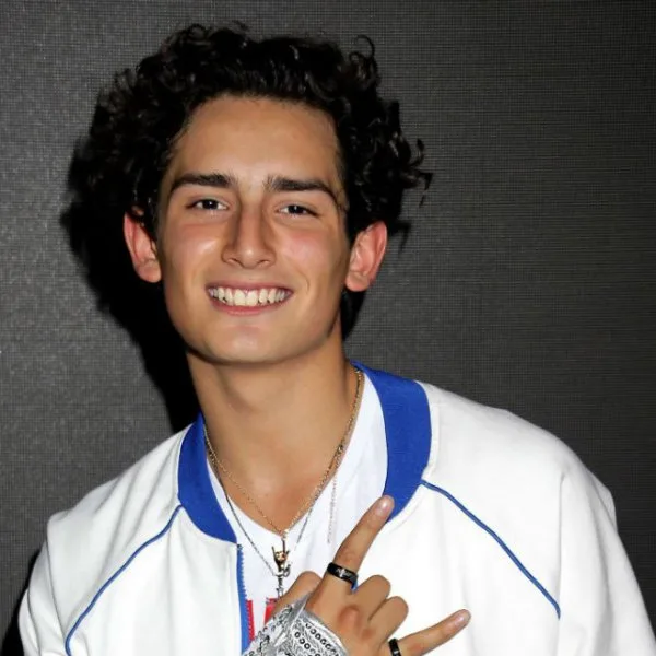 Emilio Marcos Biography: Age, Net Worth, Parents, Height, TikTok, Career, Songs, Girlfriend