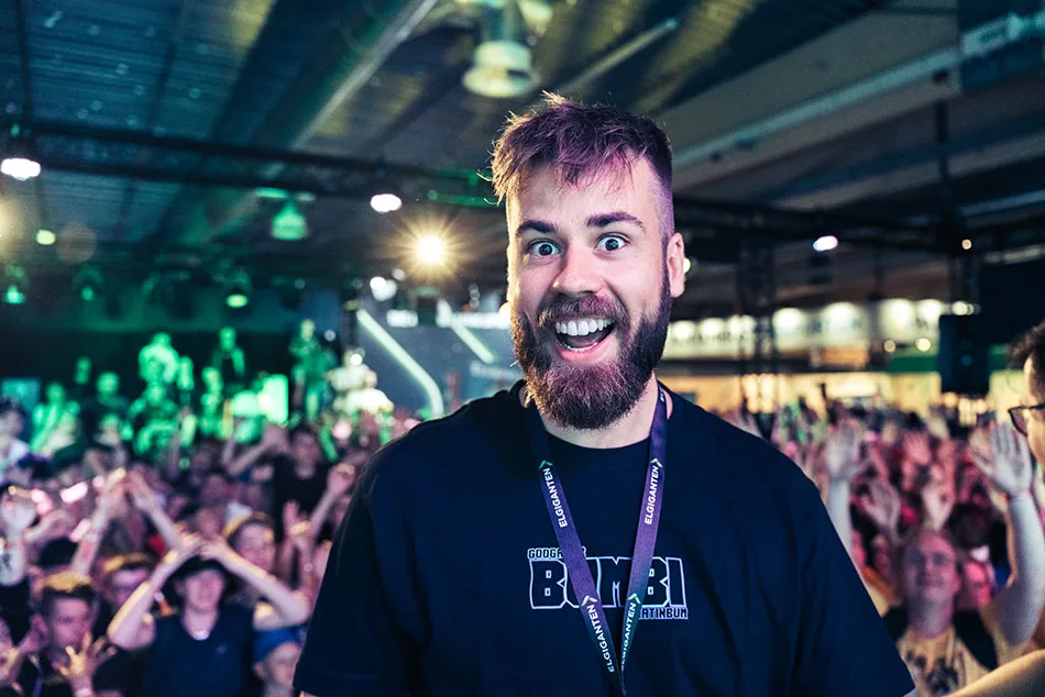 Matinbum Biography: Age, Net Worth, Height, YouTube, Songs, Career, Girlfriend, Discord