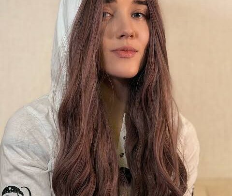 Alena Sahnova Biography: Age, Net Worth, Height, TikTok, YouTube, Career, Boyfriend