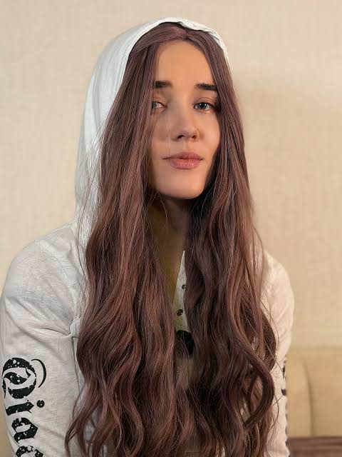 Alena Sahnova Biography: Age, Net Worth, Height, TikTok, YouTube, Career, Boyfriend