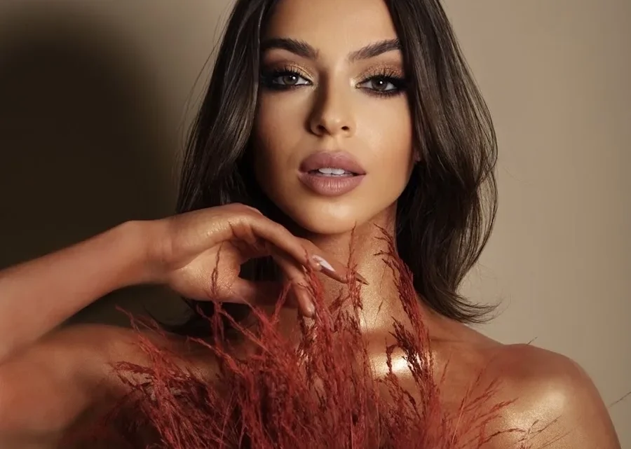 Dyana Aryan Biography: Age, Net Worth, Brother, Height, Fashion Brand, Dubai, Career