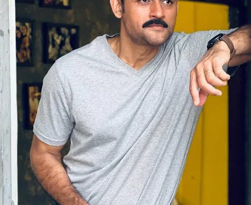 Manav Gohil Biography: Ethnicity, Movies, Age, Parents, Height, Awards, Wife, Religion