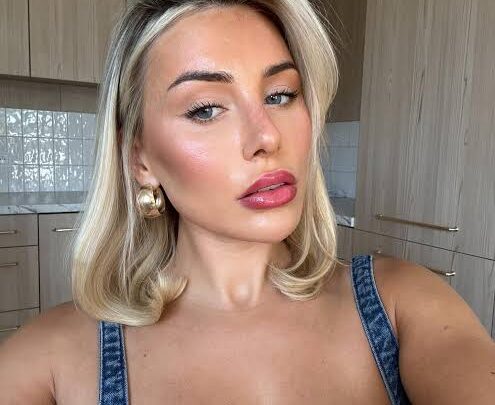 Ellie Brown Biography: Tv Shows, Ethnicity, Net Worth, Awards, Religion, Parents, Age, Boyfriend