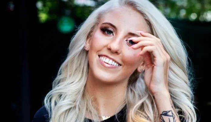 Peg Parnevik Biography: Age, Net Worth, Height, Siblings, Parents, Songs, Reality TV, Partner