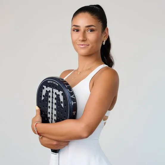 Bojana Jovanovic Biography: Age, Net Worth, Height, Parents, Career, Partner, Instagram