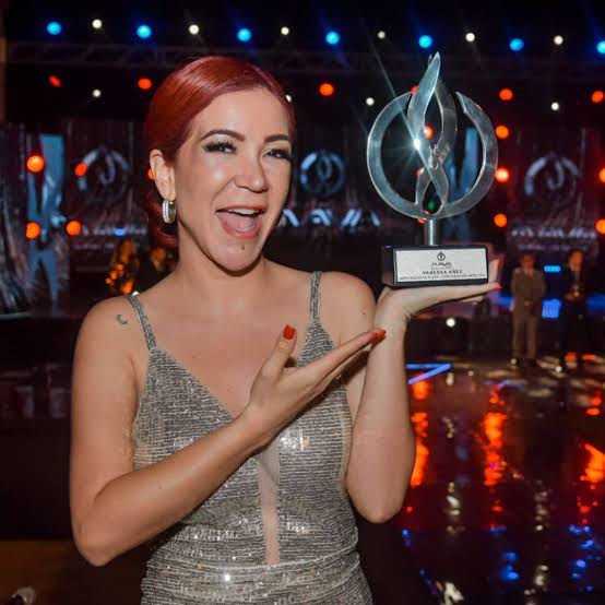 Vanessa Añez Biography: Age, Husband, Net Worth, Songs & Albums, Children, Height, Awards, Instagram, Ethnicity