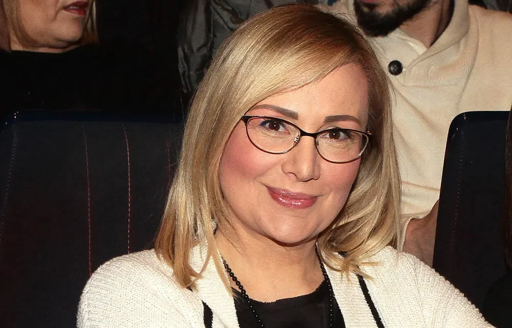 Leontina Vukomanović Biography: Net Worth, Age, Height, Parents, Husband, Songs, Career, Partner