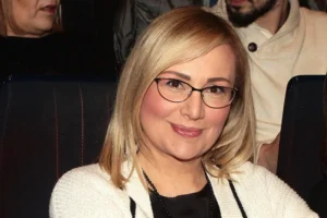 Leontina Vukomanović