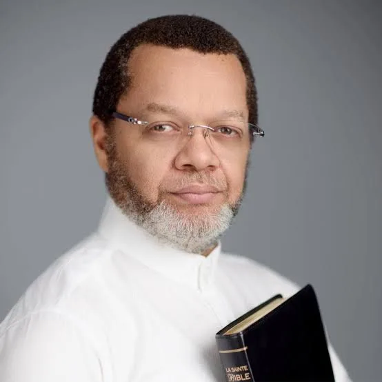 Marcello Tunasi Biography: Wife, Age, Net Worth, Books, Ethnicity, Parents, Religion, Children