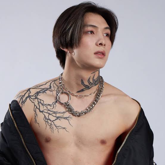 Ten Yujin Biography: Age, Height, Ethnicity, Parents, Religion, Girlfriend, Awards, Instagram