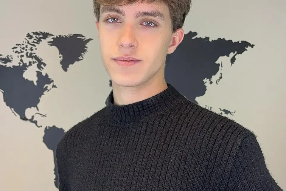 Iker Unzu Biography: Age, TikTok, YouTube, Parents, Net Worth, Height, Podcast, Girlfriend