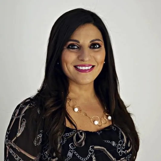 Anna Pernice Biography: Age, Blog, Books, Awards, Net Worth, Height, Husband, Career