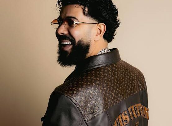 Dystinct Biography: Age, Music, Parents, Albums, Net Worth, Height, Awards, Girlfriend, Religion