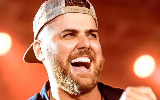 Zé Neto Biography: Net Worth, Wife, Age, Height, Parents, Children, Siblings, Songs & Albums