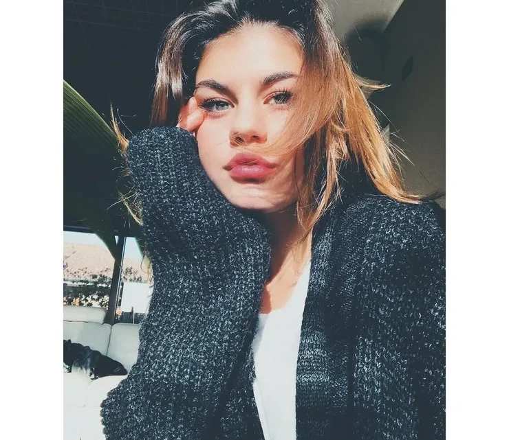 Athena Bettelli Biography: Age, Instagram, Fashion, Parents, Net Worth, Height, TikTok