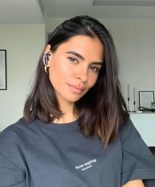 Emelie Lindmark Biography: Age, Husband, Daughter, Brand, Parents, Net Worth, Height, Nationality