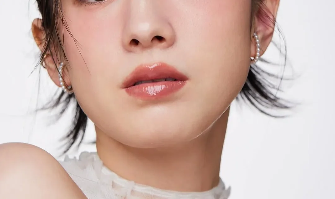 Hitomi Miyauchi Biography: Age, Husband, Career, Net Worth, Parents, Height, Movies, TV Shows