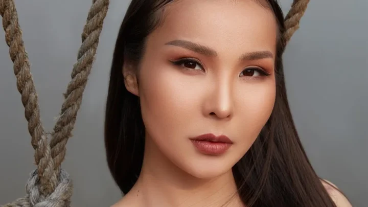 Hishigdalai Biography: Songs, Age, Net Worth, Parents, Career, Albums, Wiki, Husband, Instagram