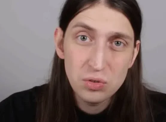 Felca (YouTuber) Biography: Girlfriend, Age, Net Worth, Parents, Ethnicity, Career, YouTube, Height, TikTok