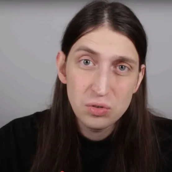 Felca (YouTuber) Biography: Girlfriend, Age, Net Worth, Parents, Ethnicity, Career, YouTube, Height, TikTok