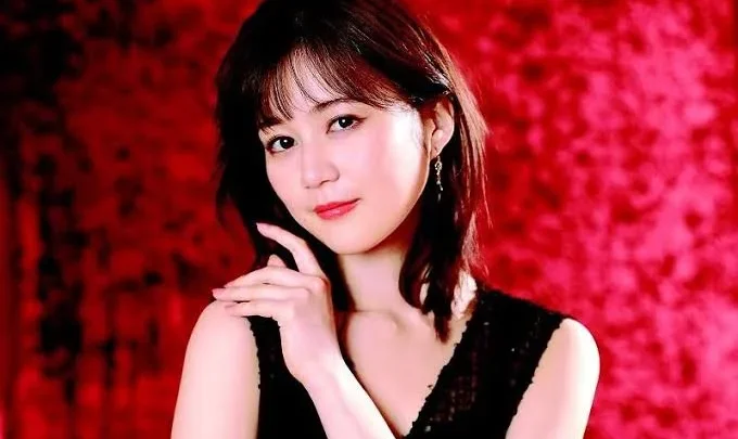 Erika Ikuta Biography: Songs, Movies, Career, Net Worth, Parents, Height, Songs, Husband, Age