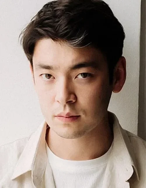 Askar Ilyasov Biography: Age, Net Worth, Height, TV Shows, Career, Awards, Movies, Spouse