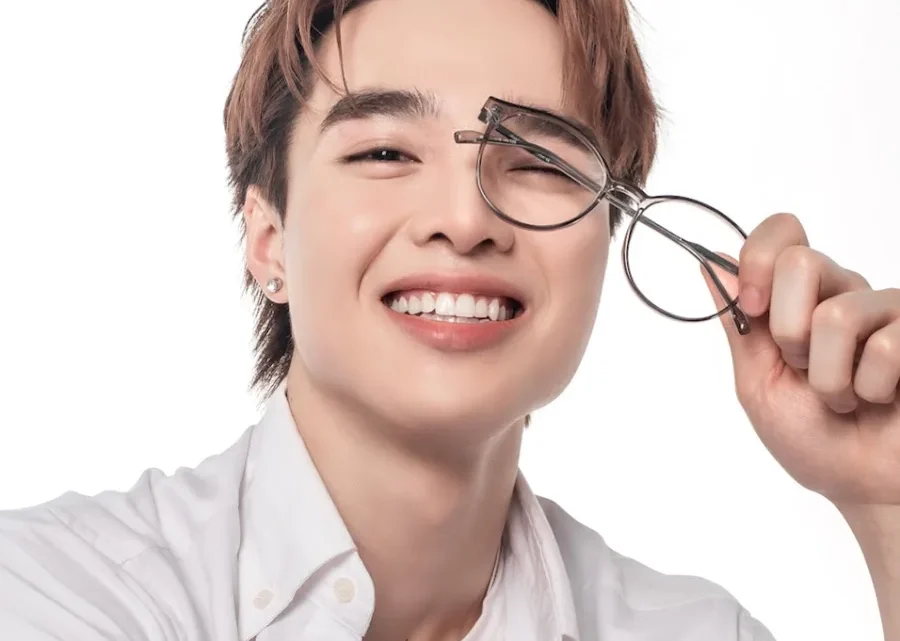 Tun Pham Biography: Age, Fiancée, Kids, Net Worth, Height, TikTok, Career, Restaurant, Books