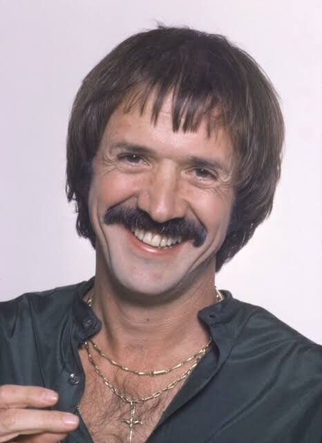 Sonny Bono Biography: Songs, Age, Net Worth, Awards, Children, Height, Marriage, Death