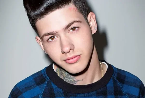 Travis Mills Biography: Age, Girlfriend, Height, Net Worth, Parents, Albums, Songs