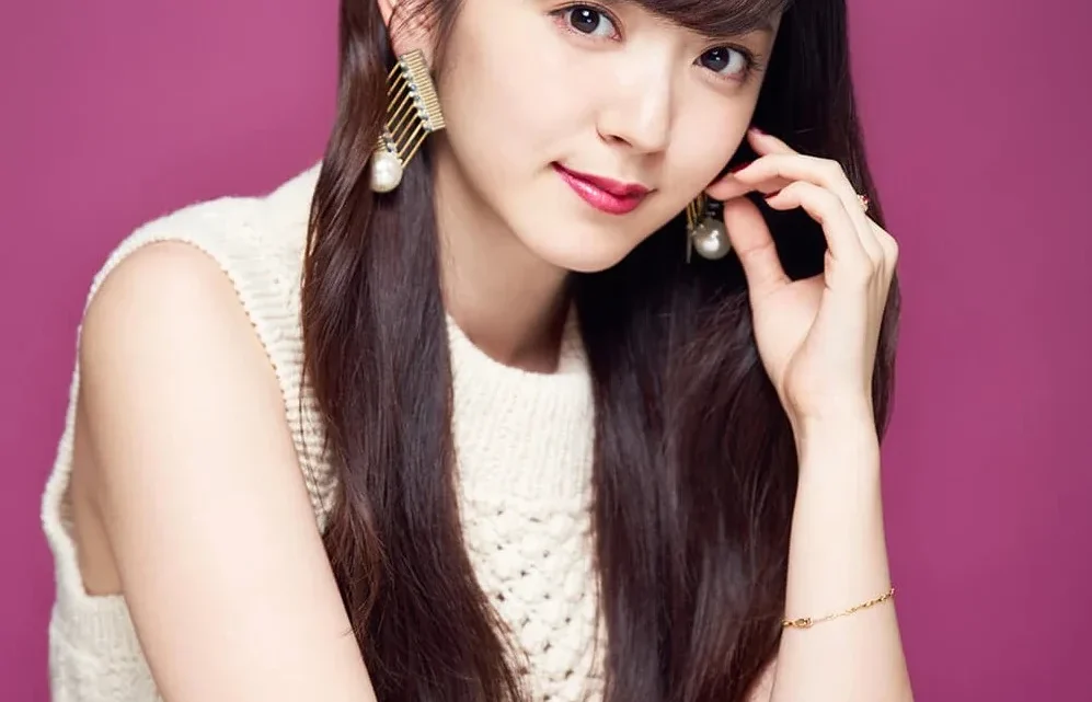 Airi Suzuki Biography: Age, Boyfriend, Career, Net Worth, Parents, Height, Songs, Wiki