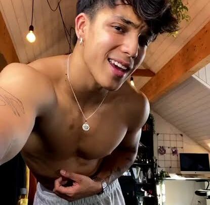 Sam Jorden Biography: Ethnicity, Parents, Net Worth, Age, Instagram, Height, Girlfriend