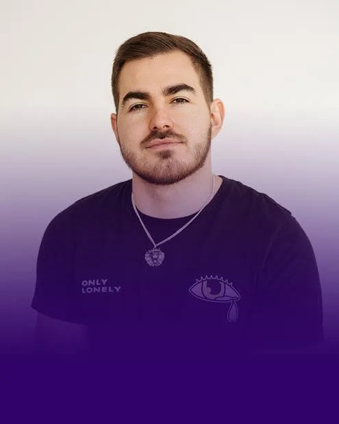 Julyan Pohl Biography: Parents, Net Worth, Age, Height, Podcast, Ethnicity, Girlfriend