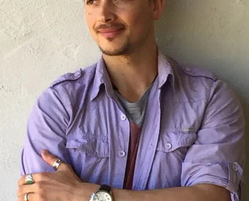 Andrew Tischler Biography: YouTube, Net Worth, Age, Paintings, Height, Ethnicity, Parents, Instagram