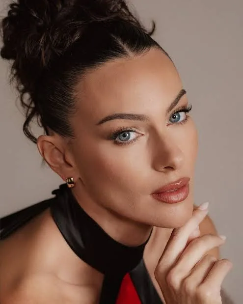 Paola Turani Biography: Parents, Net Worth, Age, Height, Ethnicity, Movies, Husband